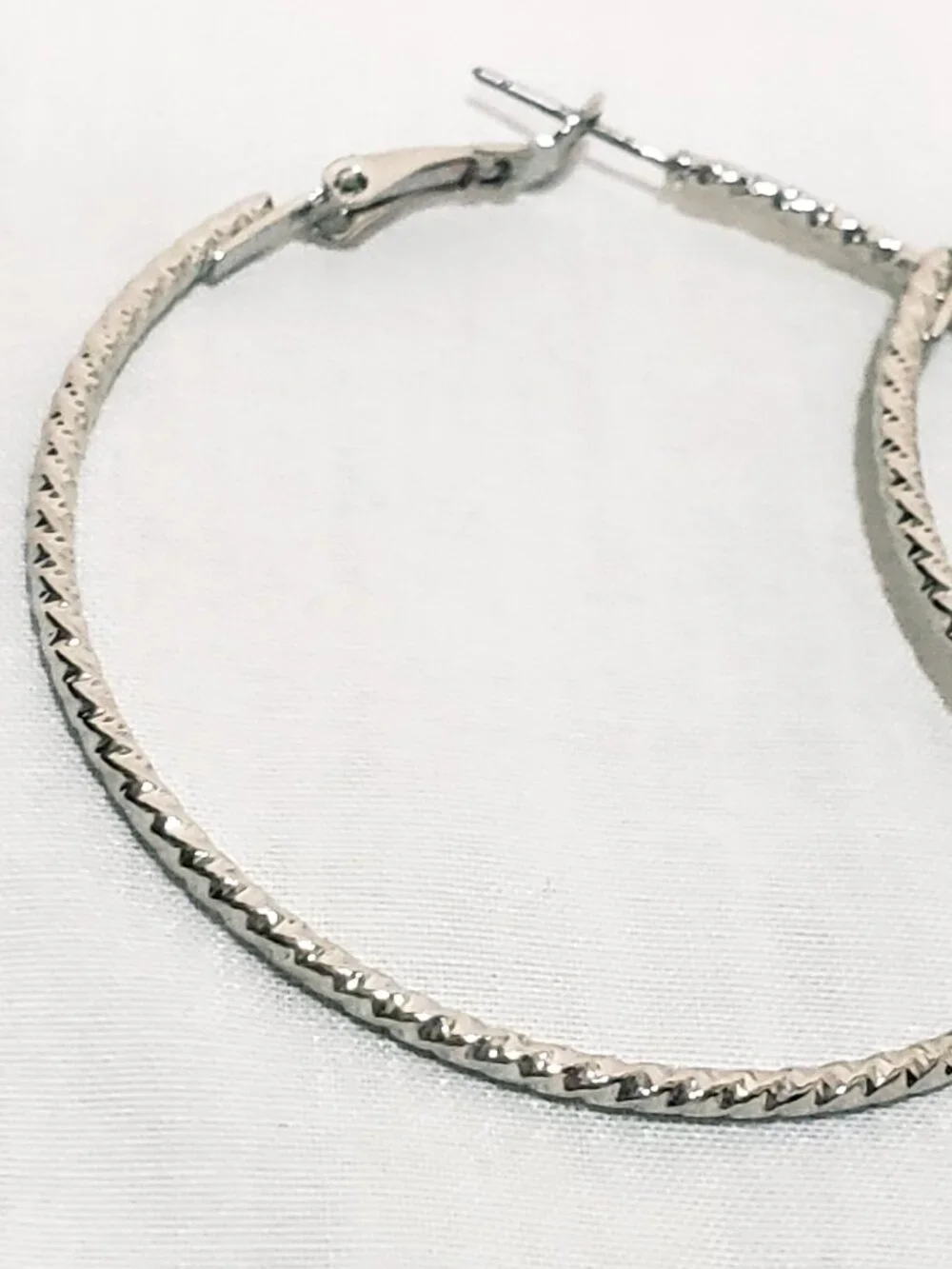 Hoop Textured Earrings Pierced 2